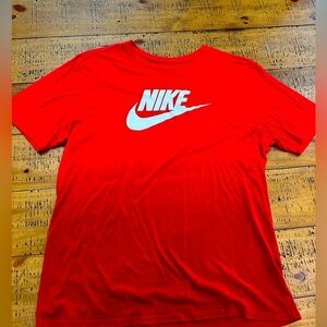 Men’s Nike Red “fade” T-Shirt